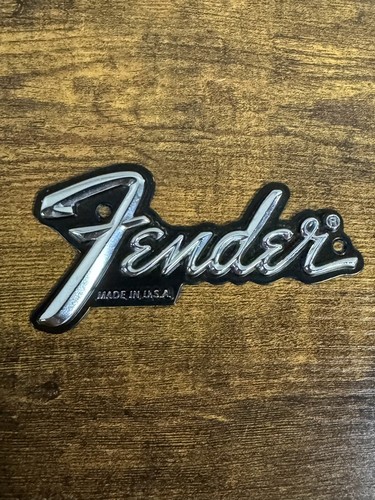fender ベースアンプ用　エンブレム　USA 1960年代 Amazon | Fender ベースアンプ Rumble™ 15 (V3), 100V JPN