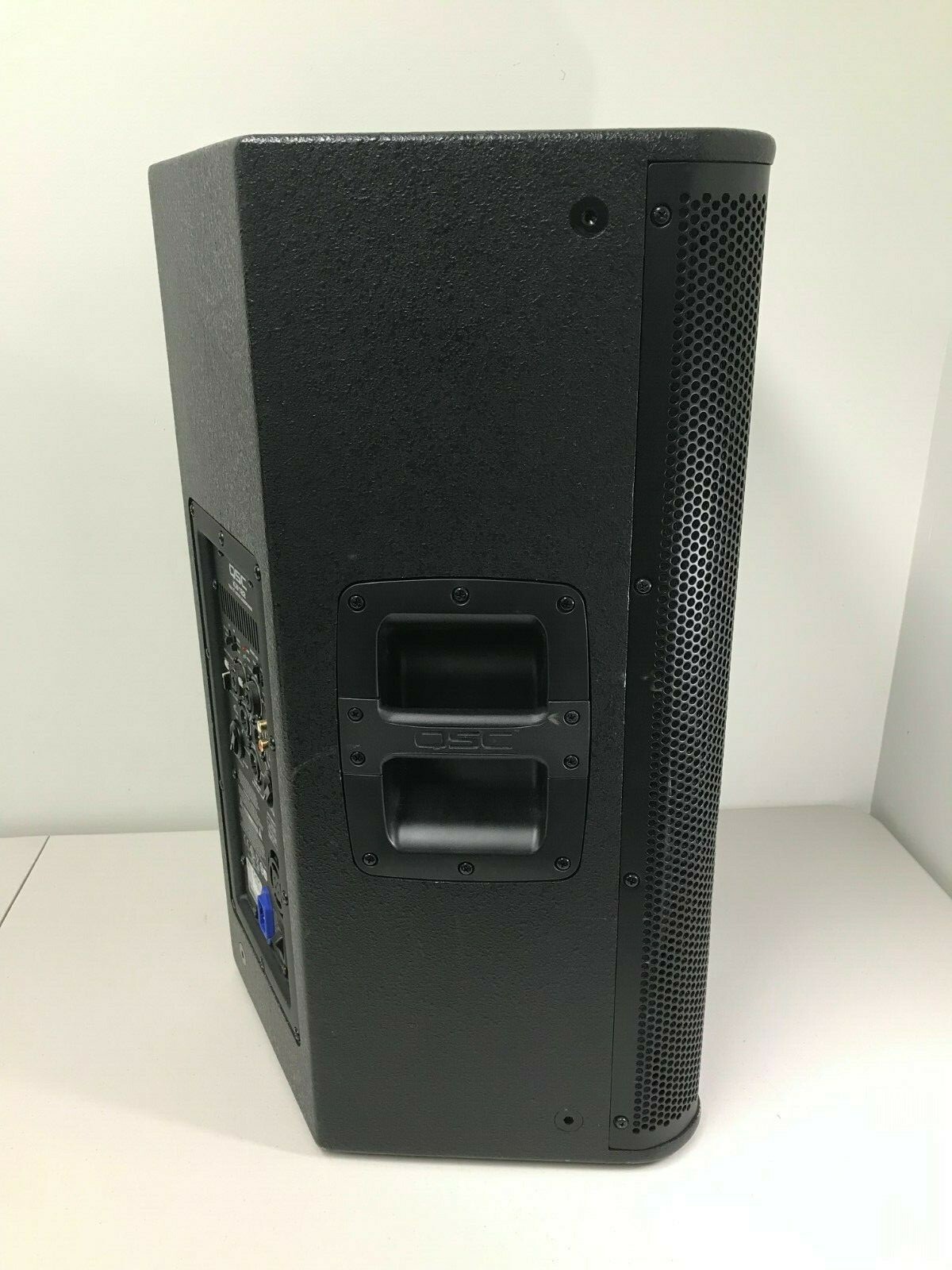 QSC KW122 12