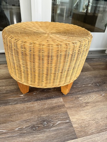 定価7.4万 MOUNTAIN RESEARCH RATTAN OTTOMAN Felipe Round Rattan Ottoman - Designer Review & Photo