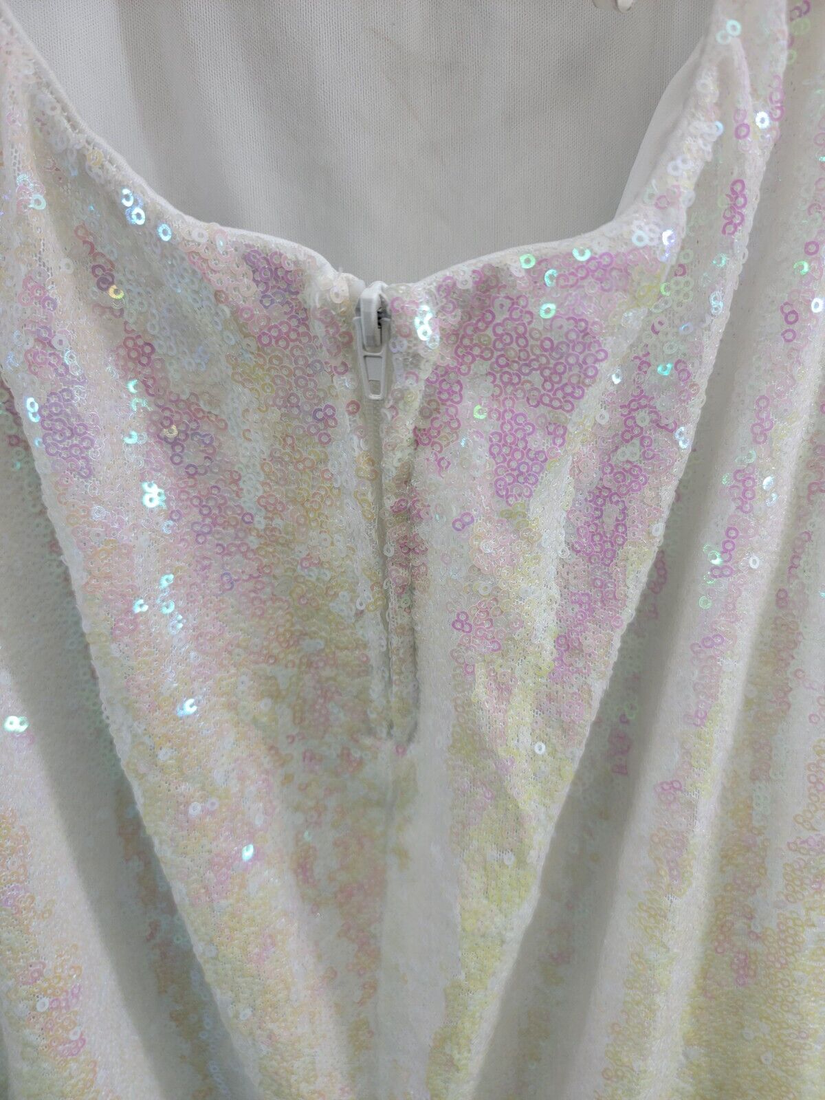 B Darlin Sequined Cowlneck Lace-Up-Back Gown Juniors' 9/10 Iridescent Zip Back - Picture 13 of 15