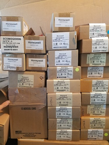 Honeywell HC900 controller 900P01-0001 power supply - New in Original Box