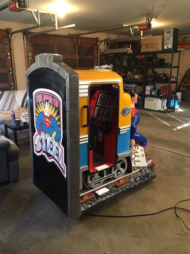 Jolly Roger Superman Kiddie Ride