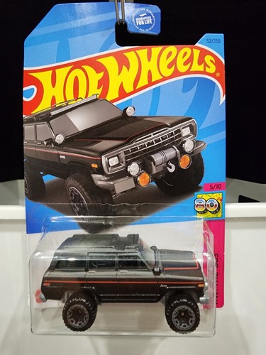 Hot Wheels/1988 Jeep Wagoneer/ Case G