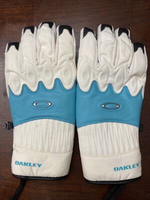 Oakley Winter Snowboard Ski Gloves   Size Men's Small Waterproof Fabric