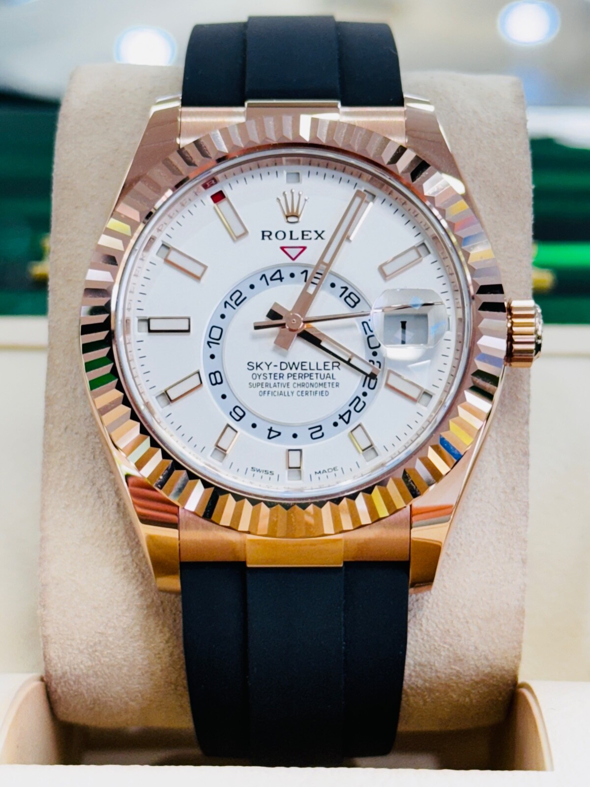 Rolex Sky-Dweller Yellow Gold 326238 | Stock 61521