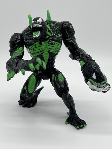 1997 Marvel ToyBiz Spiderman Black Sea Web Splashers Venom