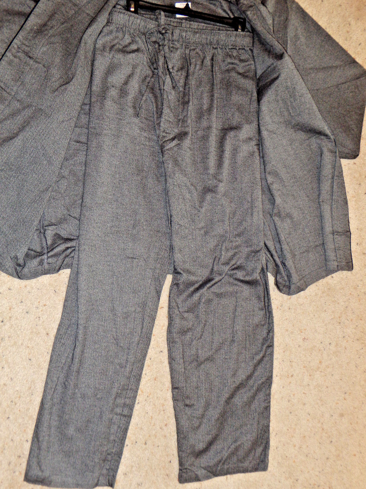 NWT STAFFORD BRAND MEN'S TWO PC PAJAMAS/SLEEPWEAR SIZE XL Gray