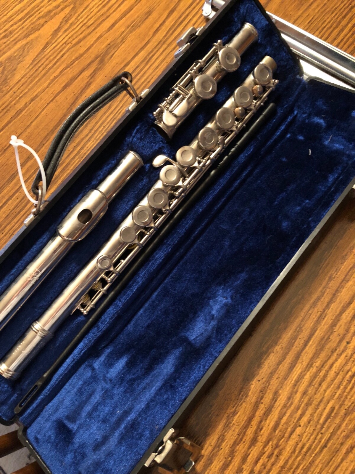 Gemeinhardt flute model 2np