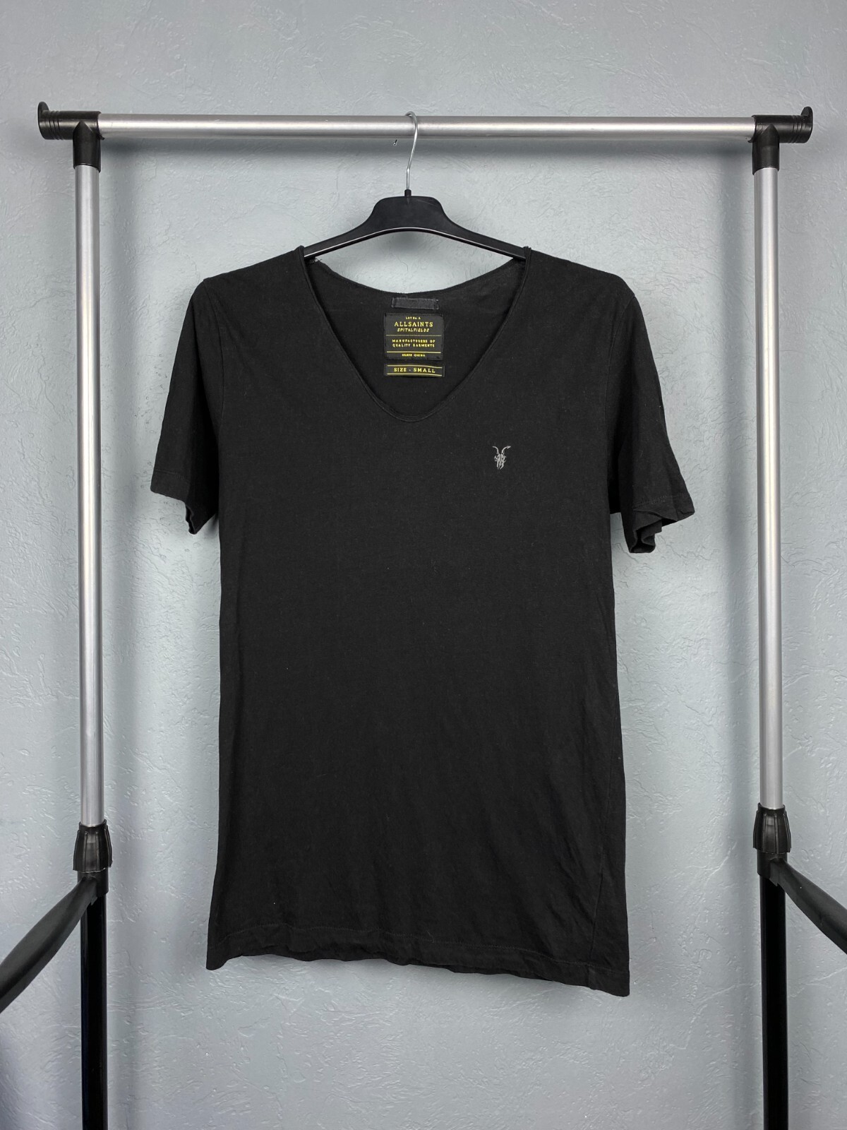 AllSaints Tonic Scoop Mens V-Neck T-Shirt Tee Size S | eBay