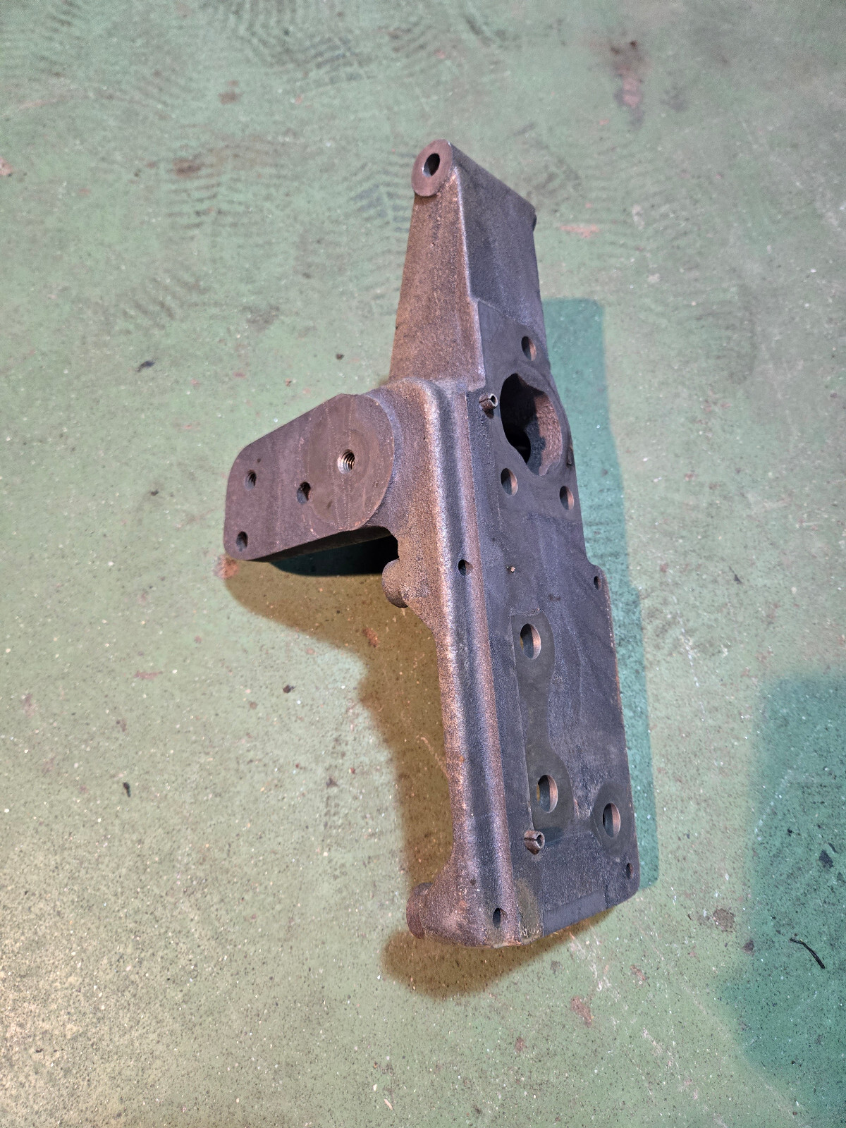 03-07 Dodge Ram Cummins 5.9L Engine 3974354 Ac compressor bracket 3974355 - Picture 5 of 5