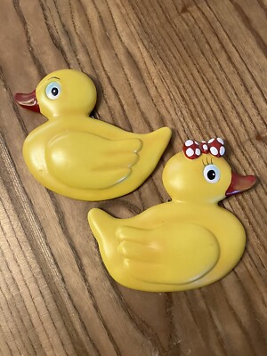 2 pc ceramic/resin duck bathroom decor