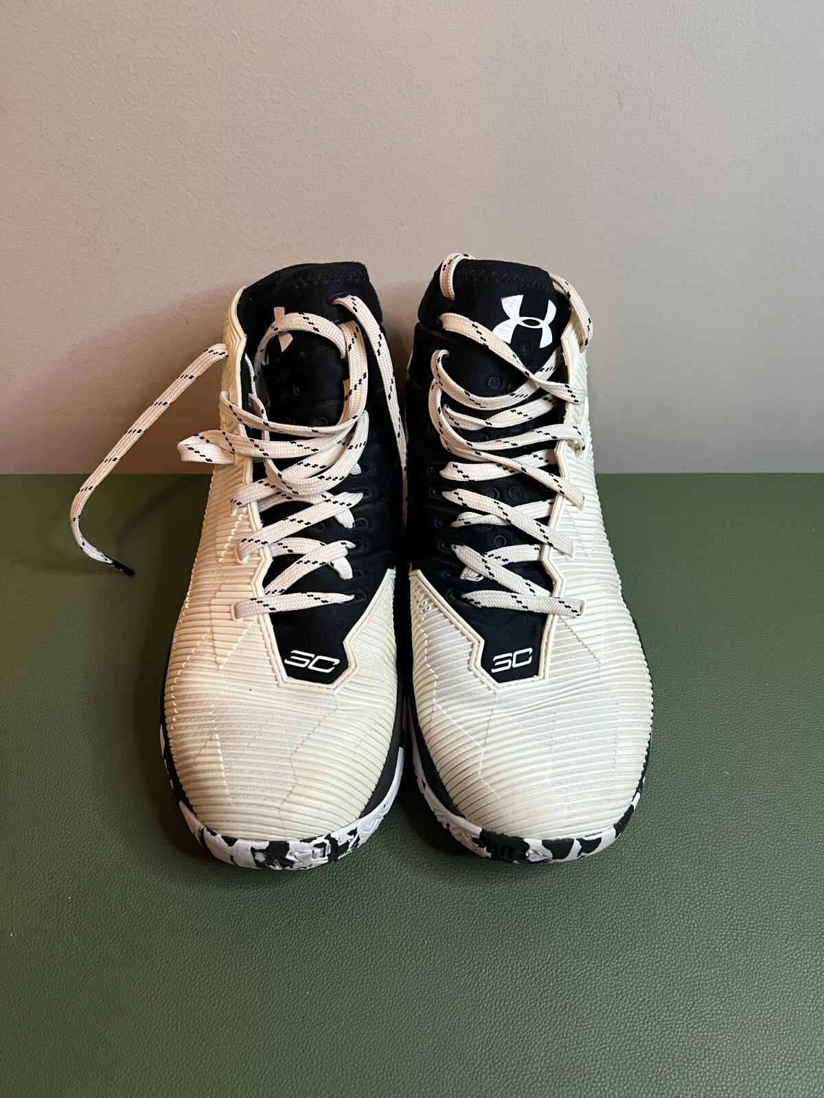 Under Armour Curry CHARGED 1274425-104 Basketball Shoes High