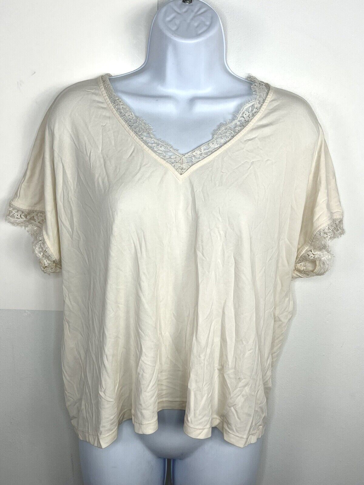 Express Womens Top Sz L White Short Sleeve Lace Trim V Neck