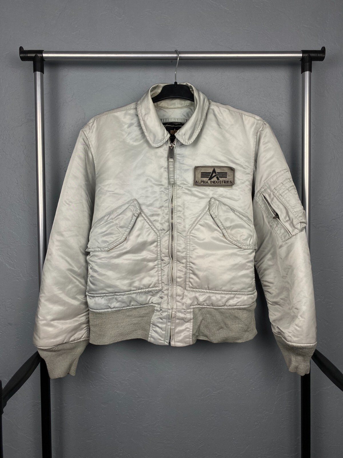 Alpha Industries Vintage Mens MA1 Flight Pilot Nylon Bomber Alpha Industries Vintage Mens MA1 Flight Pilot Nylon Bomber
