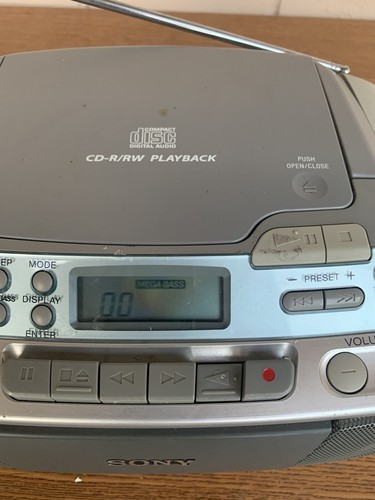 Sony CFD-S01 CD Radio Cassette Recorder Boombox Stereo