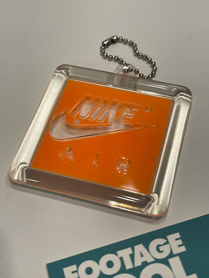 NIKE AIR HANG TAG KEYCHAIN MAX III 1 90 RECRAFT TOTAL ORANGE