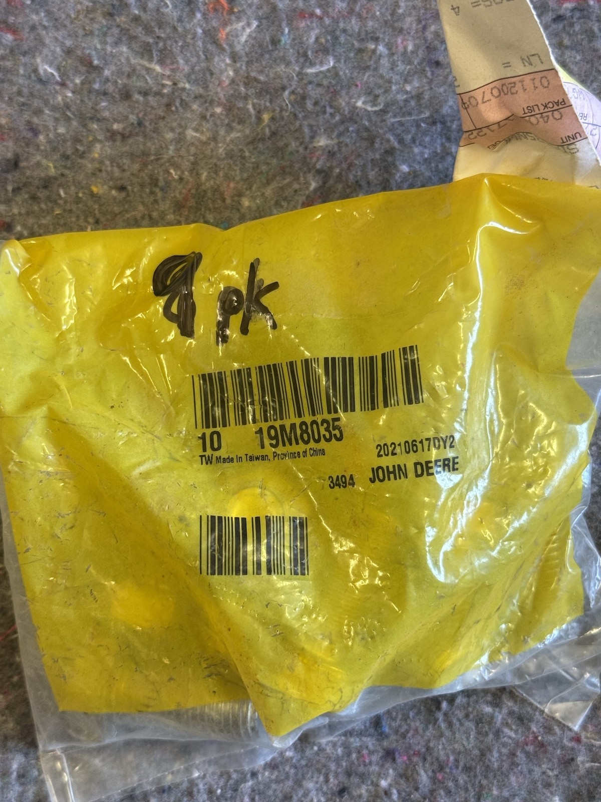 New NOS OEM Genuine John Deere 9pk Hexagonal Head Screw M16 X 35 19M8035