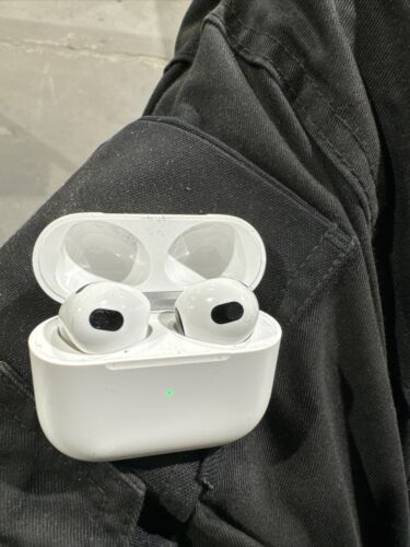 GENUINE APPLE AIRPODS 3RD GEN WITH MAGSAFE CHARGING CASE HEADPHONES MME73ZM/ A 194253324171 | eBay GENUINE APPLE AIRPODS 3RD GEN WITH MAGSAFE CHARGING CASE HEADPHONES MME73ZM/ A 194253324171 | eBay