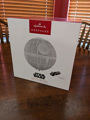 Hallmark Death Star Tree Topper Star Wars Remote Storyteller Light New Hope 2021
