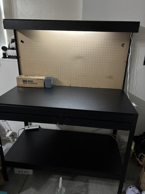 WEN WB4723T Workbench - Black