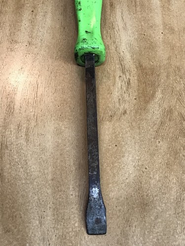 Snap On Tools Pry Bar SPB12A Green Hard Handle