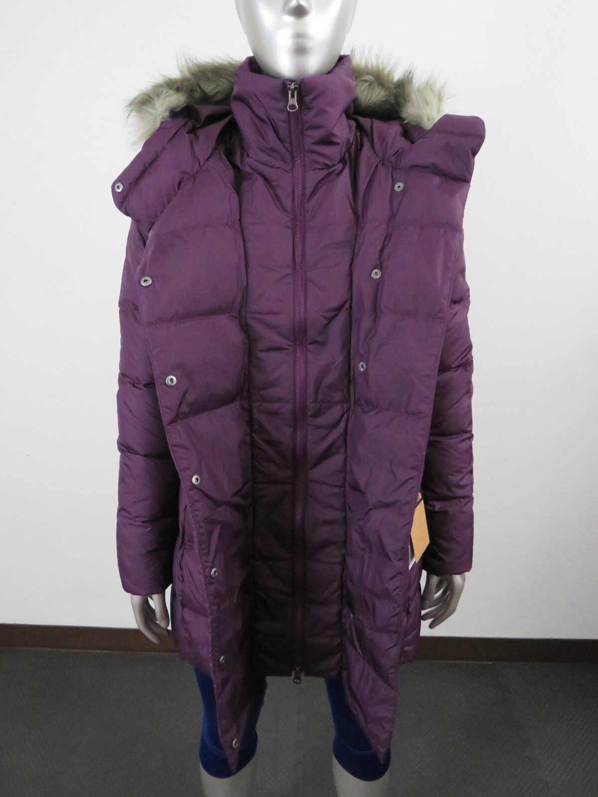 Pre-owned The North Face Womens  Dealio Insulated 550-down Winter Parka Jacket - Wine In Red