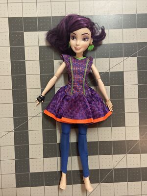 Disney Descendants Mal Doll Light-up Neon Lights Ball - Pls Read