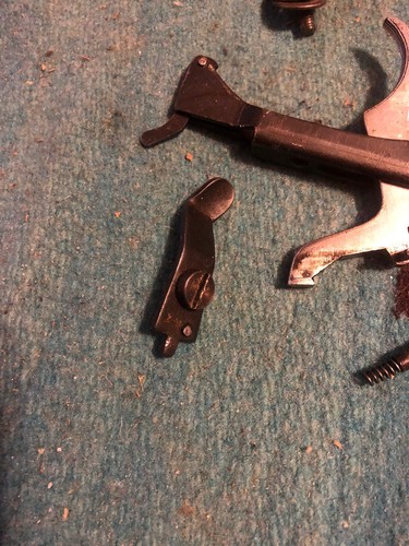 MOSSBERG 46B  TRIGGER & SAFETY