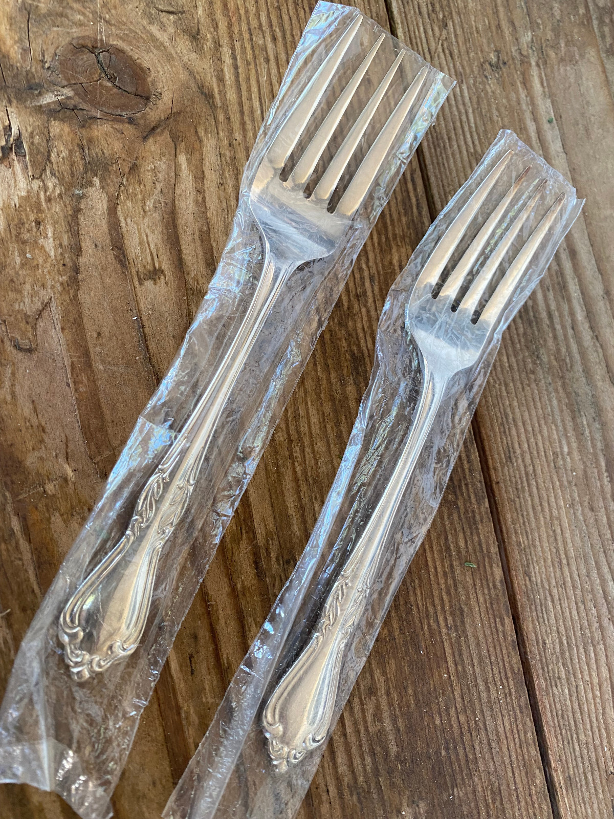 2 Salad Forks Silverplate MDS Japan MDJ2 495253 Scroll