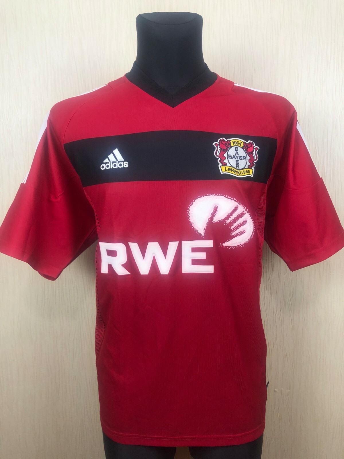 2003-04シーズン　レバークーゼンadidasホームユニフォーム 2003-04シーズンレバークーゼンadidasホームユニフォーム