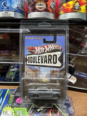 2012 Hot Wheels Boulevard Nissan Skyline H/T 2000GT-X ERROR! No Fender Tampo