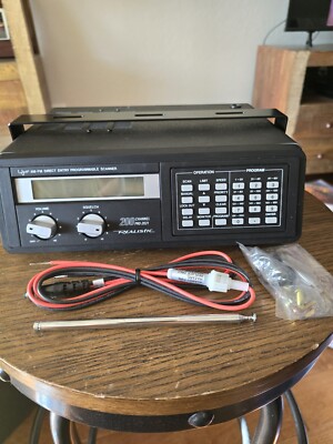 New- Pro-2021 Realistic AM/FM Direct Entry Programmable 200 Channel Scanner 
