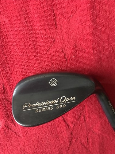 Professional Open Series 690 56* Bounce 16* Sand Wedge Right