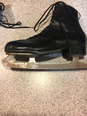 ice skates size 9