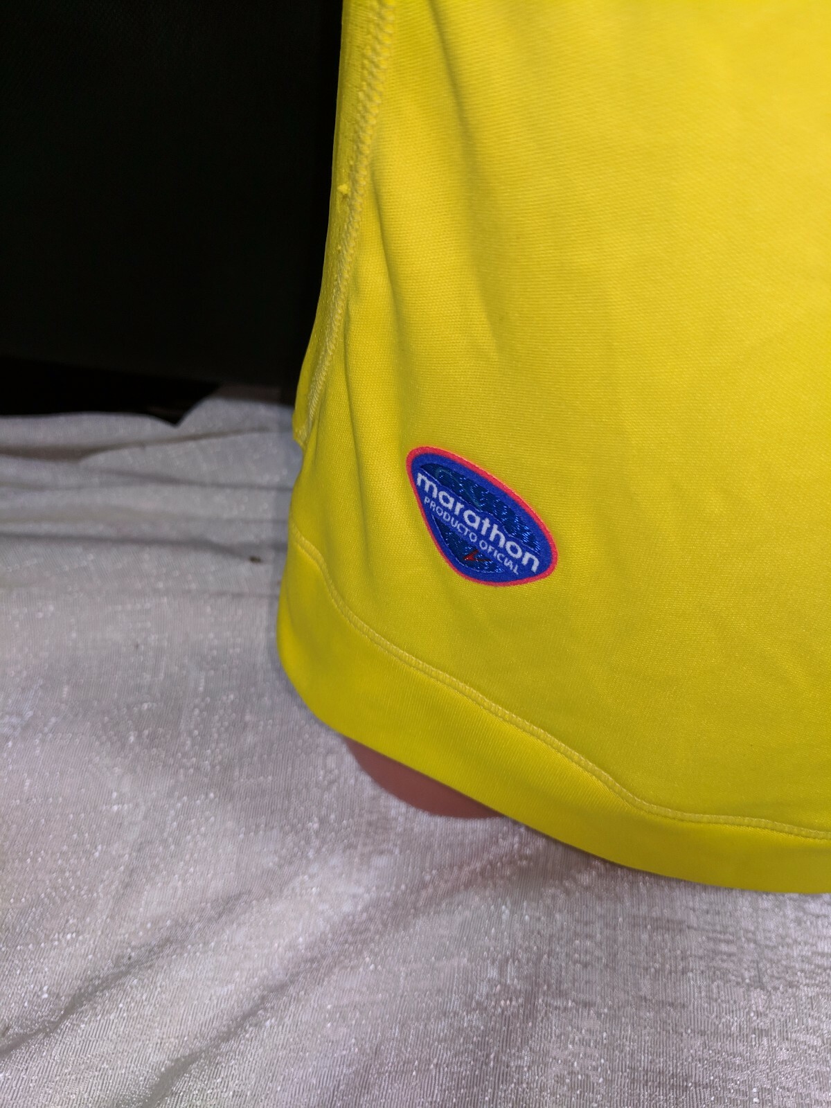 Ecuador Soccer Jersey Sz Medium Yellow Crest Marathon Hidrotec