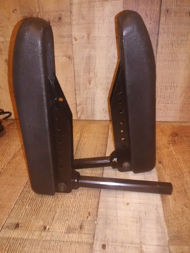 2 LOT Invacare Arm Rest Assembly Pad Pronto M41 M51 M61 M91 TDX 15
