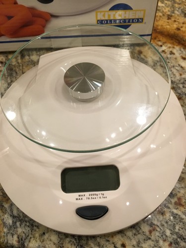 Kitchen Collection Digital Kitchen Scale w Glass Top Grams & Ounces Used W/ Box