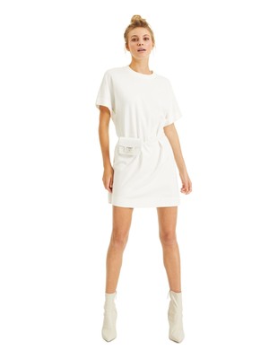 

CULPOS X INC Женское белое короткое прямое платье с короткими рукавами и круглым вырезом Размер, Белый