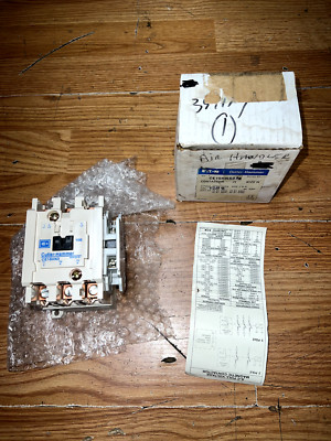 NEW EATON CUTLER HAMMER CE15HNS3AB CONTACTOR 3 POLE OPEN TYPE 44 AMP