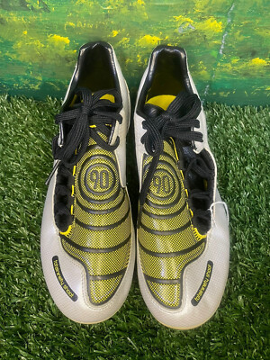 Nike Total 90