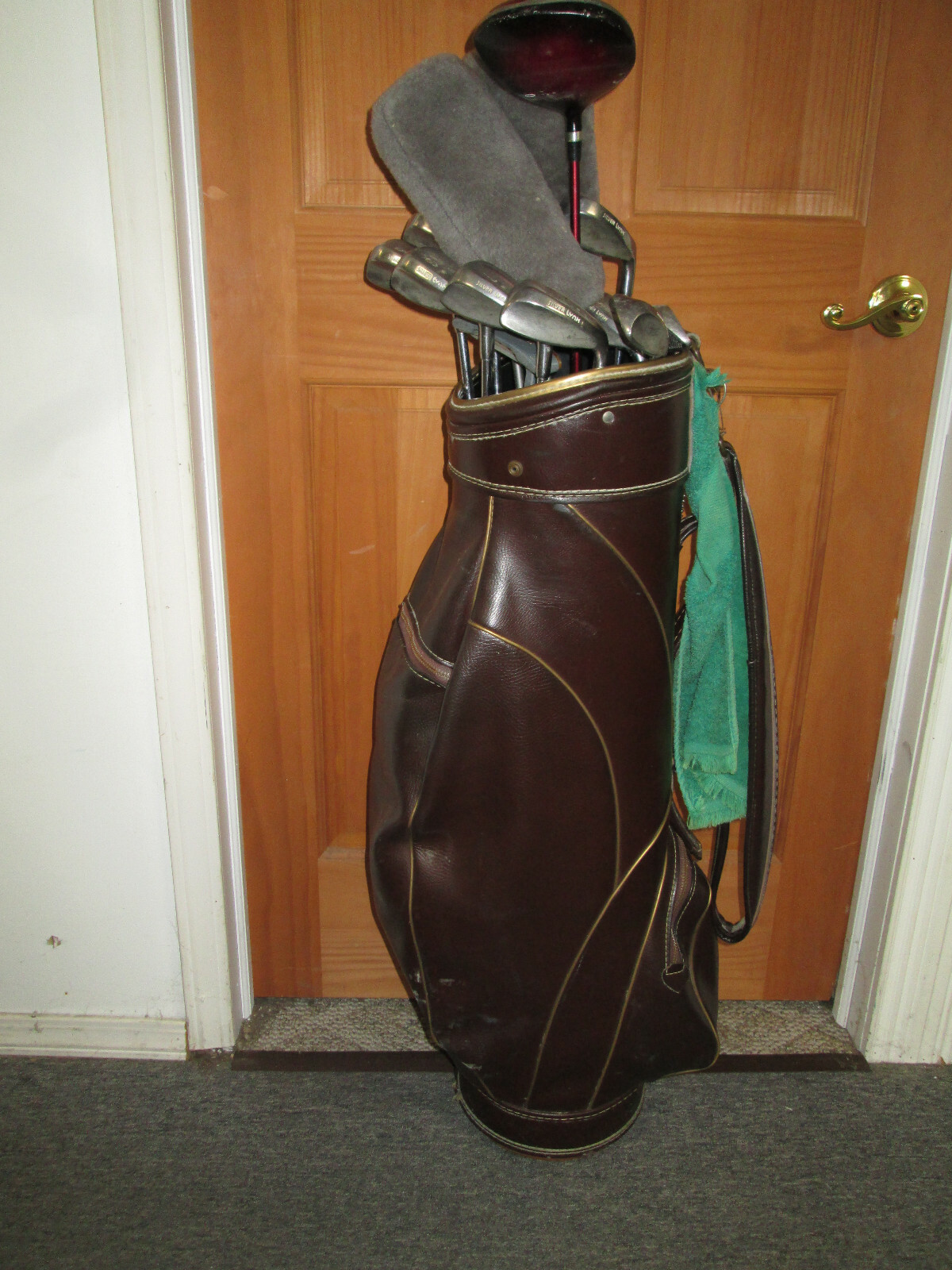 メンズゴルフクラブセット　【TaylorMade】【Wilson】【LYNX】★ Men's Set of Vintage Super Lynx & Wilson Golf Clubs, Bag and