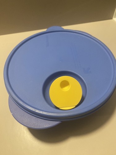 Tupperware 3859A-2 ( 3 Piece) Crystal Ware Divided Dish And