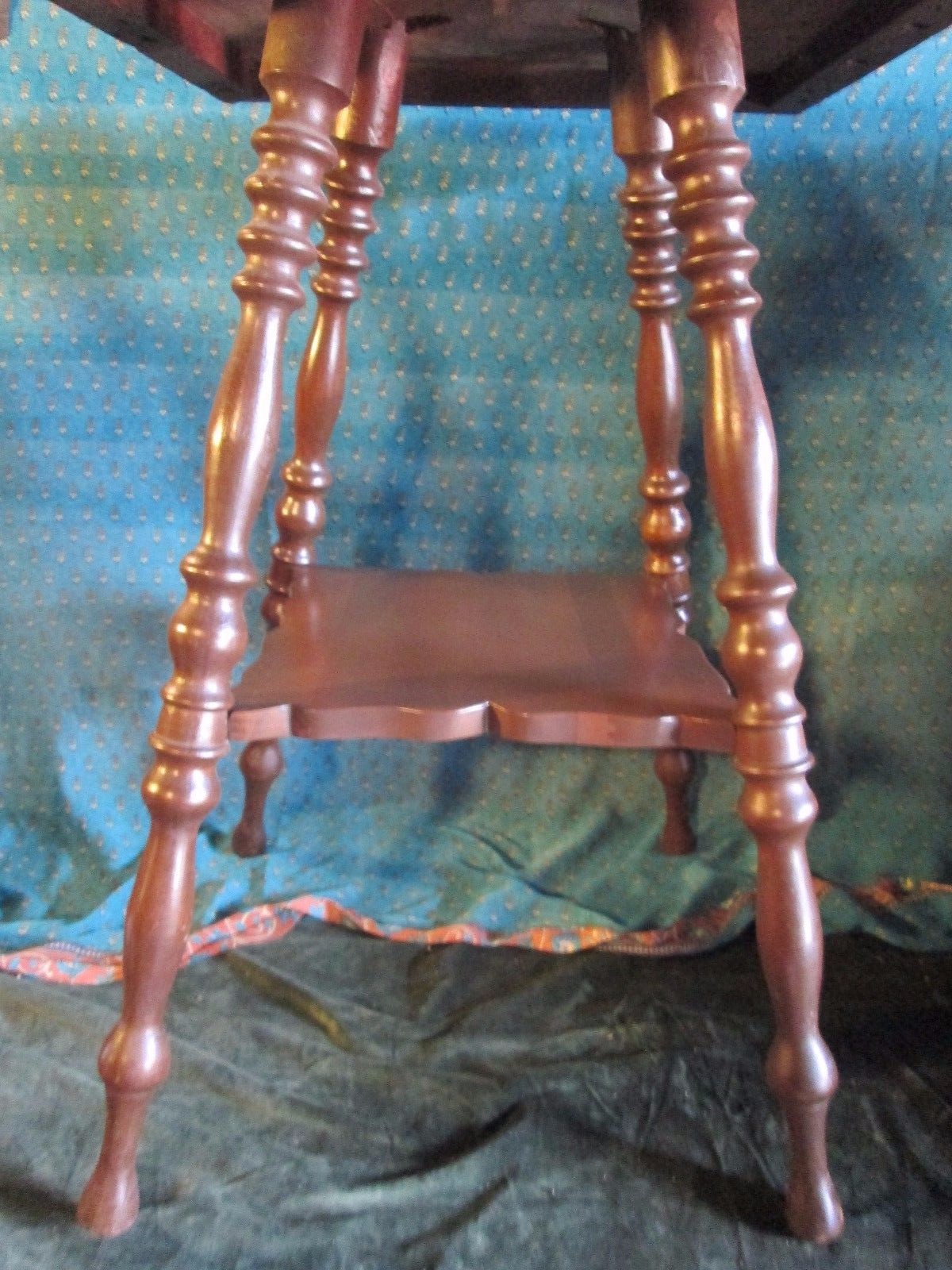 Antique Spindle Leg Victorian Wood Table