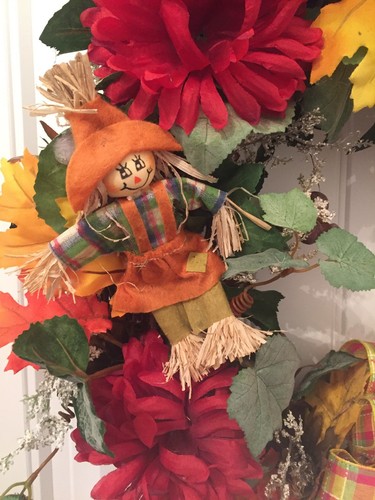 22” Fall Grapevine Wreath, Leaves,pine cones,acorns & Silk Flowers.