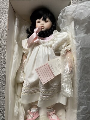 Paulina s Limited Edition Dolls  Julia  Only 1500 Made World Wide