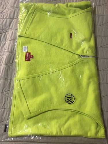 SUPREME ZIP UP SWEAT VEST FW20 XL NEW | eBay SUPREME ZIP UP SWEAT VEST FW20 XL NEW | eBay