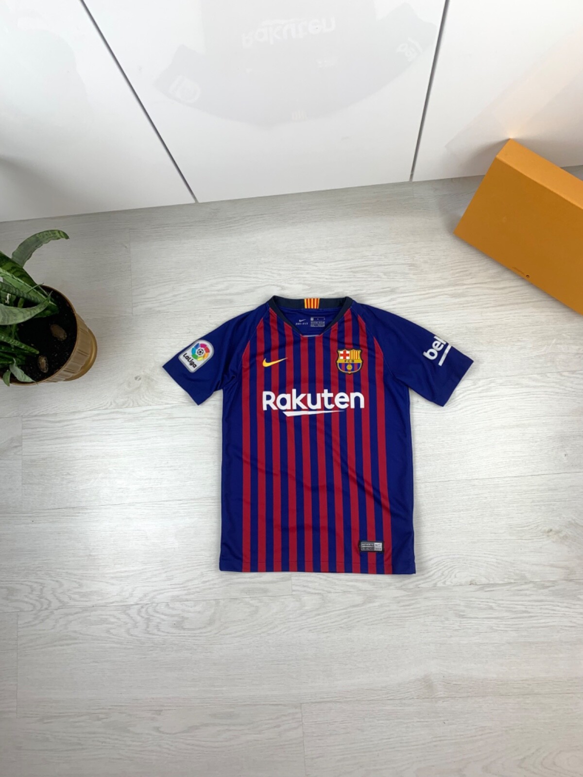 ウェア BARCELONA 3RD JERSEY COUTINHO 18/19 NIKE Barcelona Coutinho Third Jersey 18/19 – Soccer Point