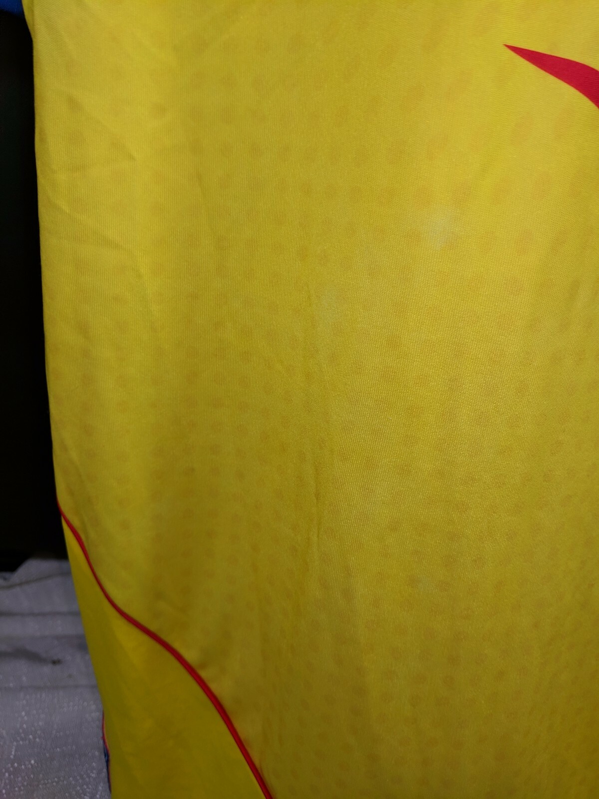 Ecuador Soccer Jersey Sz Large Yellow Crest Marathon