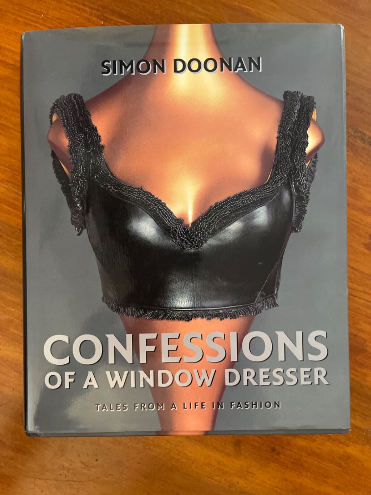 サイモンドゥーナンConfessions of a Window Dresser 81mWUkk8MqS._UF1000,1000_QL80_.jpg