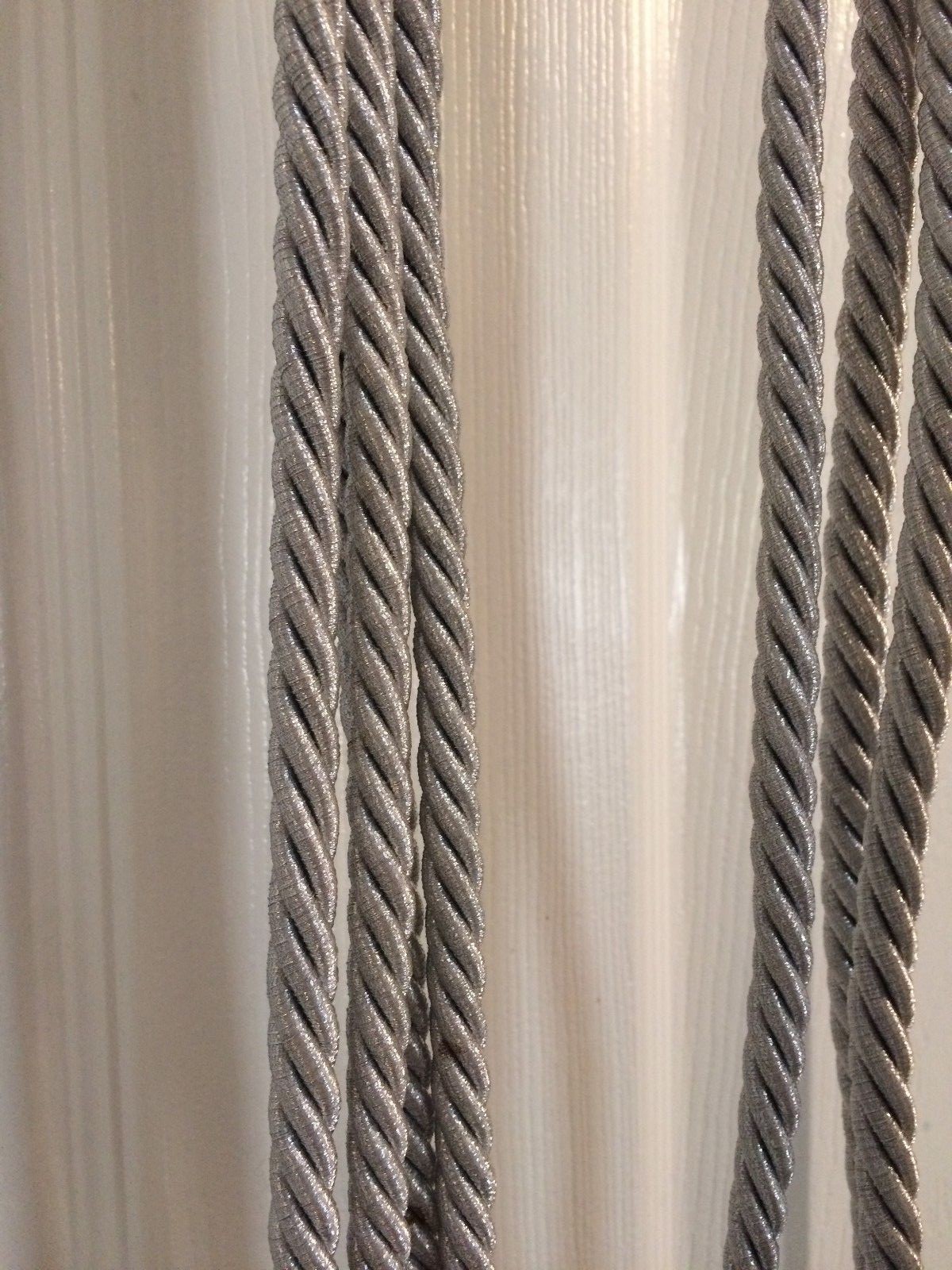 Christmas Tree Garland Silver Rope Metallic w/Tassels x4 Strands